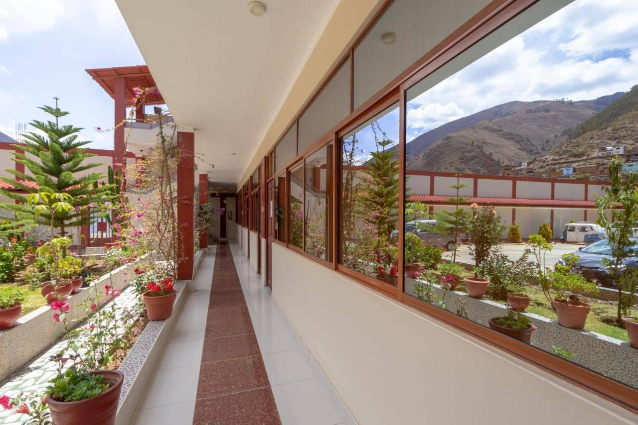 Hotel El Vuelo Del Condor Tarma Exterior foto